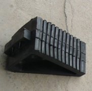 车轮止滑器